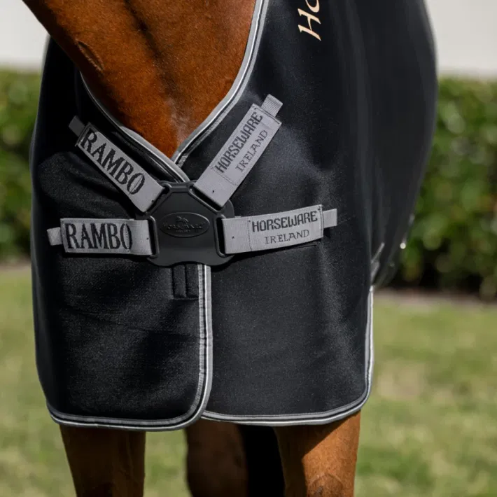 Horseware Rambo Airmax cooler deken disc front